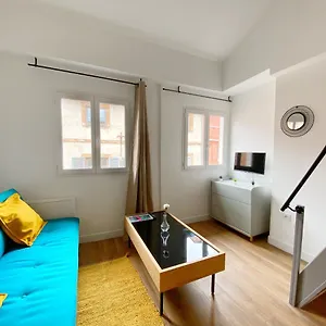Hypercentre 8 Toulousain : Bel équipé Et Meublé Apartamento